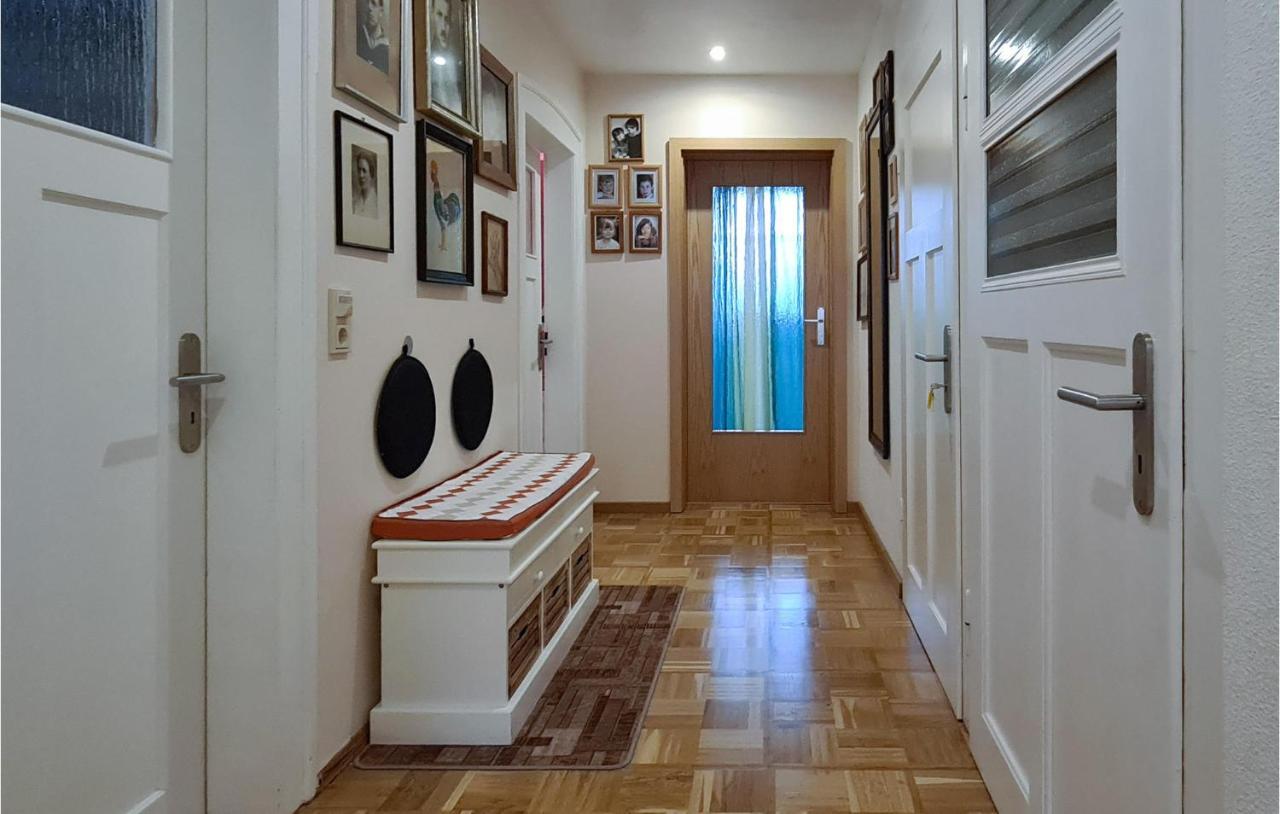 2 Bedroom Cozy Apartment In זול מראה חיצוני תמונה